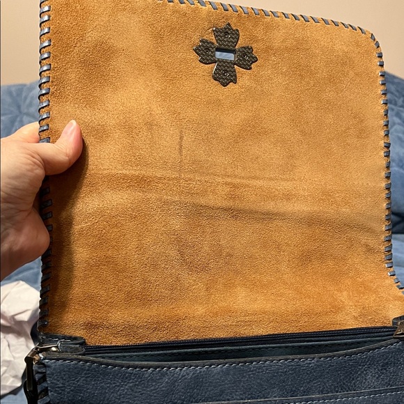 Patricia Nash Ilina Floral Cutout Leather Crossbody Bag - Picture 8 of 16